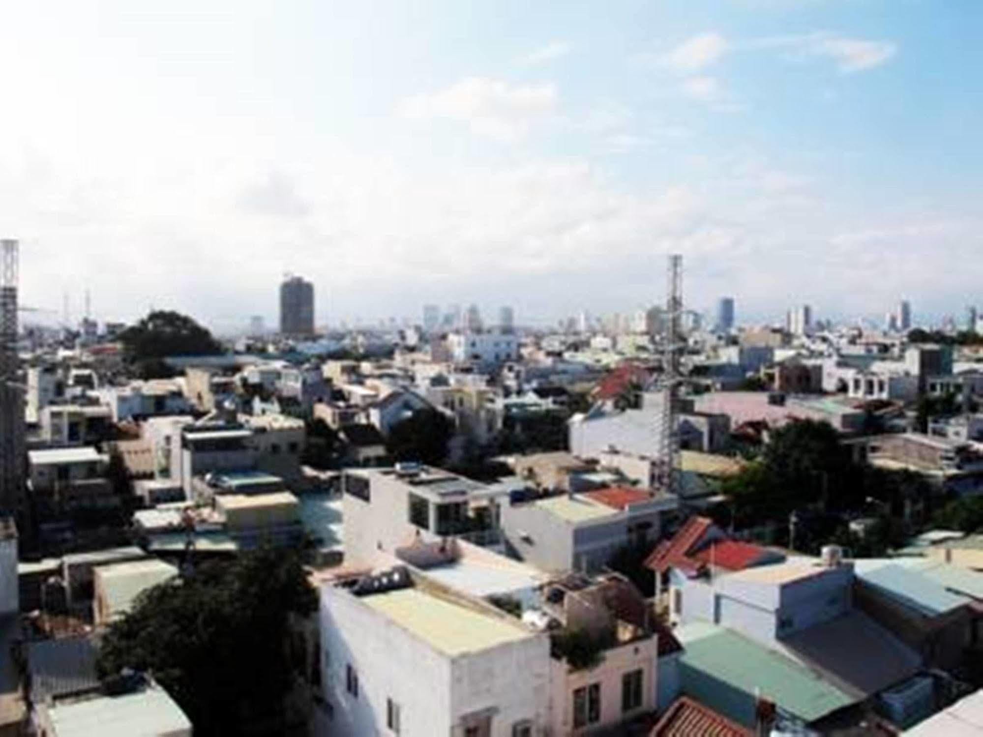Reddoorz Near Cau Song Han 2 Da Nang Bagian luar foto