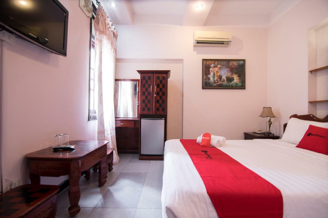 Reddoorz Near Cau Song Han 2 Da Nang Bagian luar foto